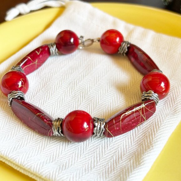 Red Beaded Bracelet With 925 Sterling Silver Clasp - Picture 4 of 6